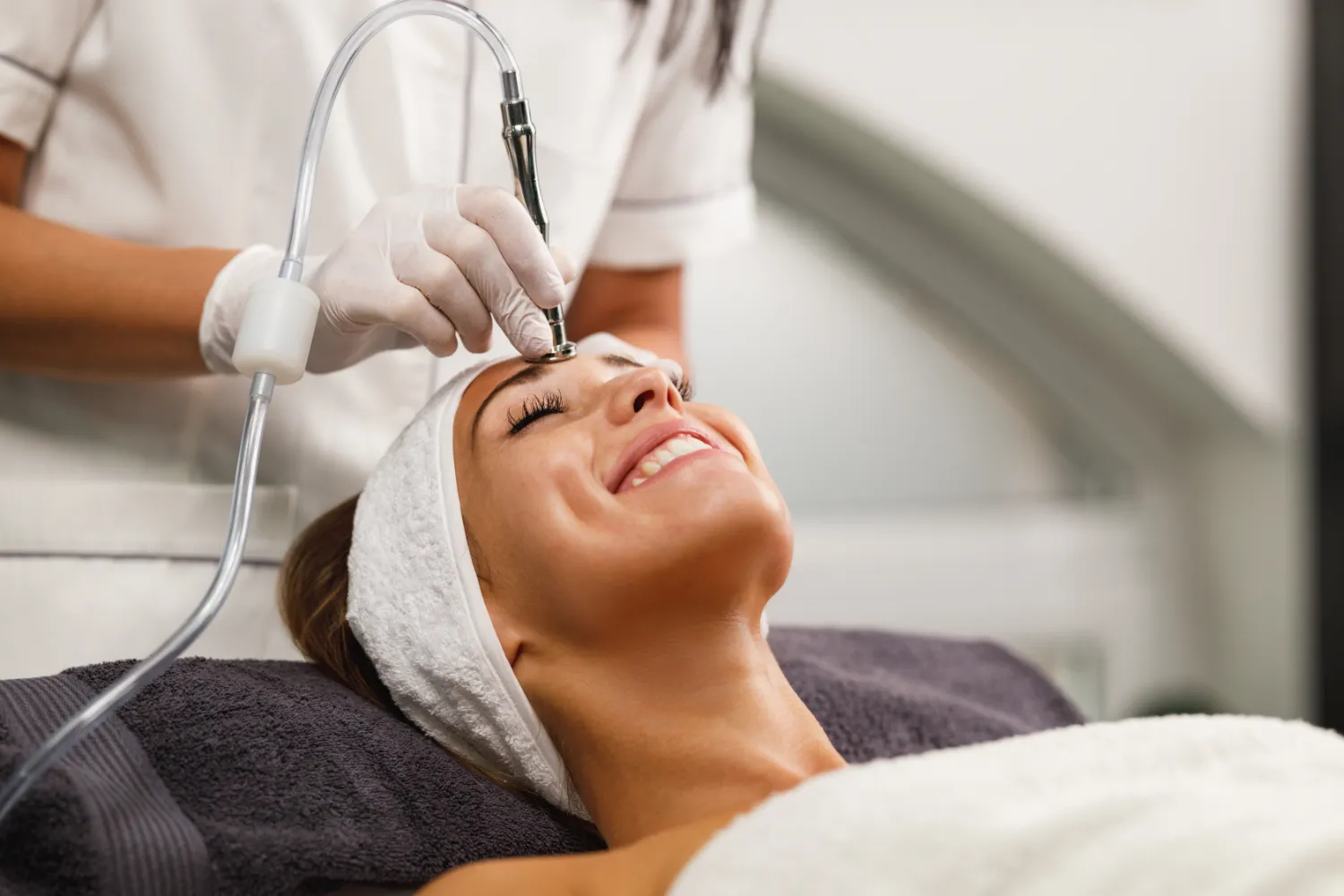 Dermabrasion treatment at Aesthetic Center ND